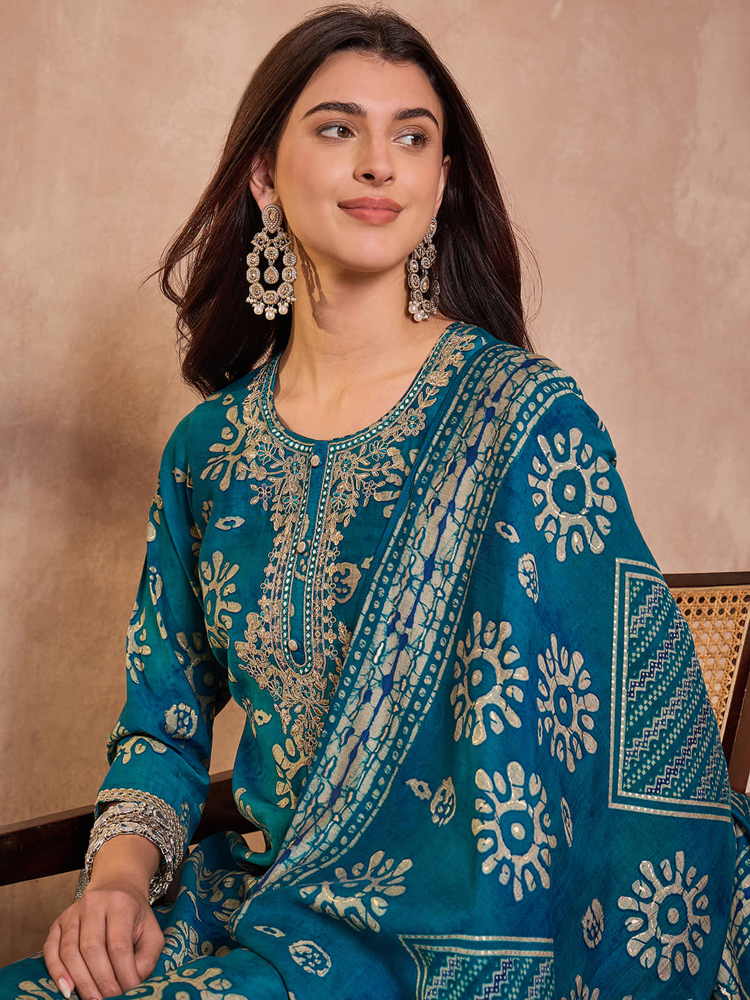 Vaamsi Women Cotton Blend Printed Straight Kurti With Pants ( Blue )