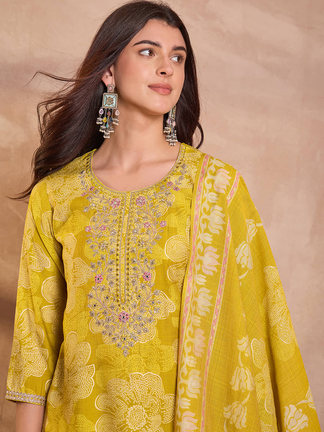 Vaamsi Women Silk Blend Printed Straight Kurti With Pants ( Yellow )