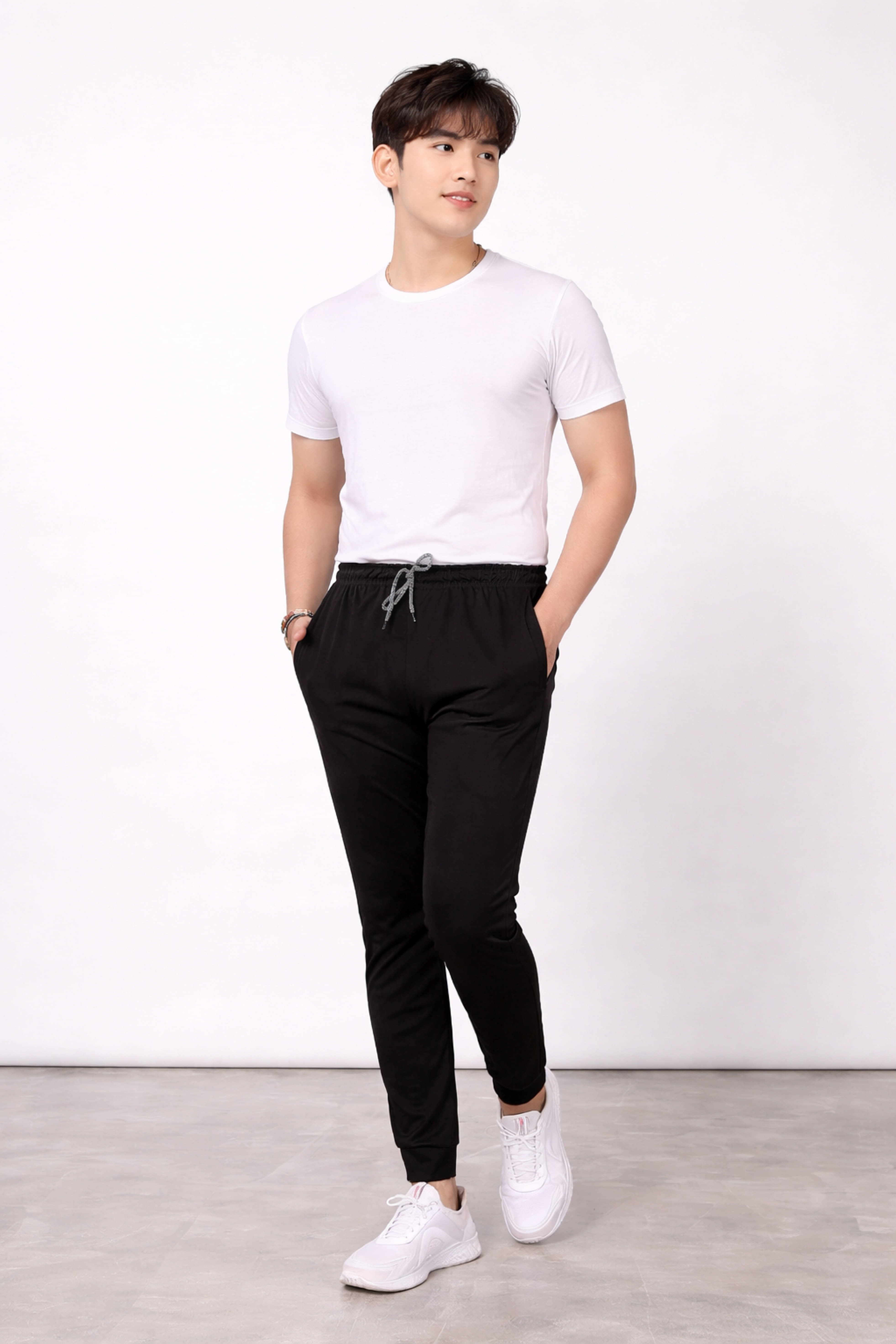 Kashvi Black Lycra Men's Trackpants ( Pack of 1 ) - Track Pants | Buy online on ZillyBuy