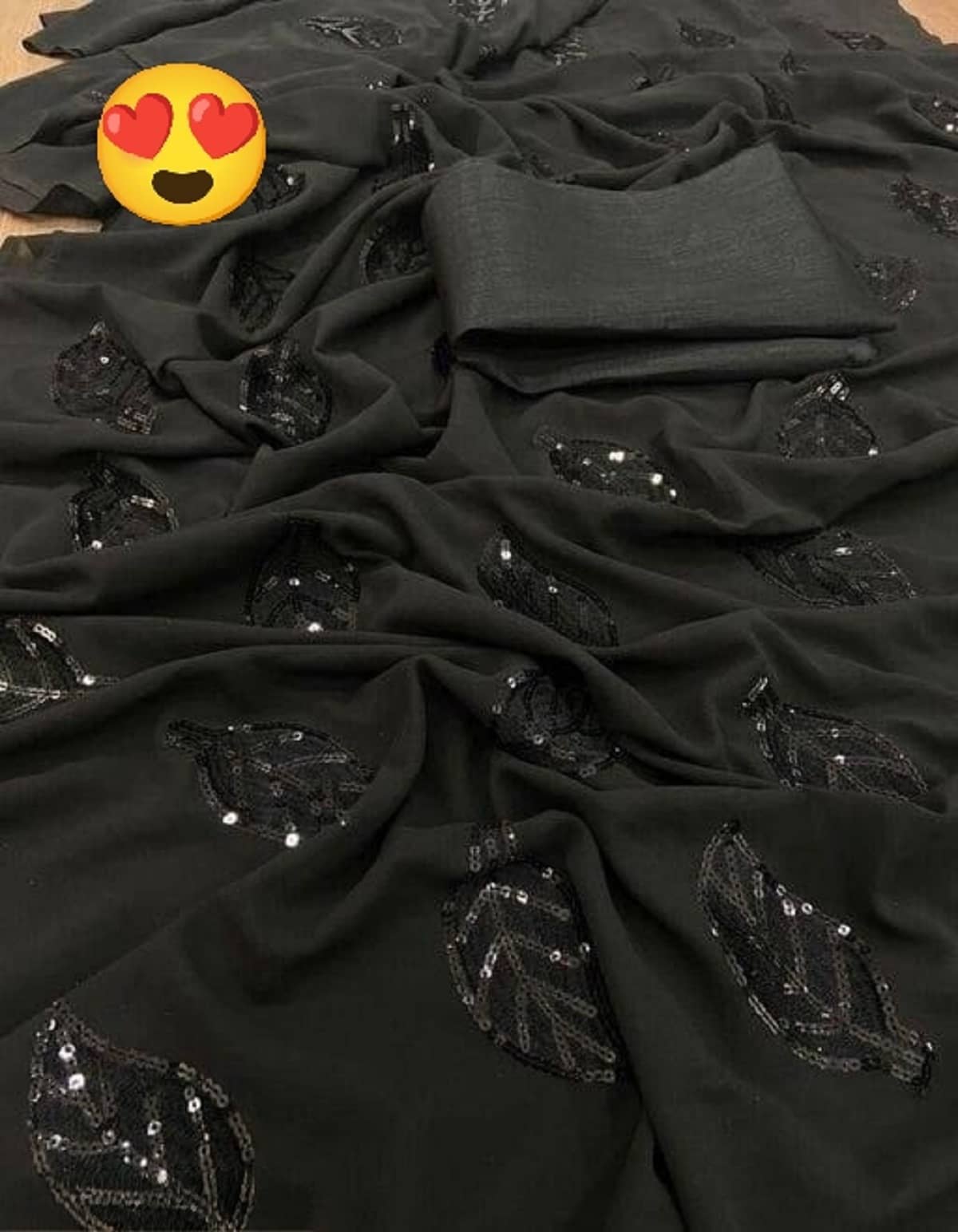 Semore Georgette Solid Banarasi saree With Unstitched Blouse Piece ( Black ) - Sarees | Buy online on ZillyBuy