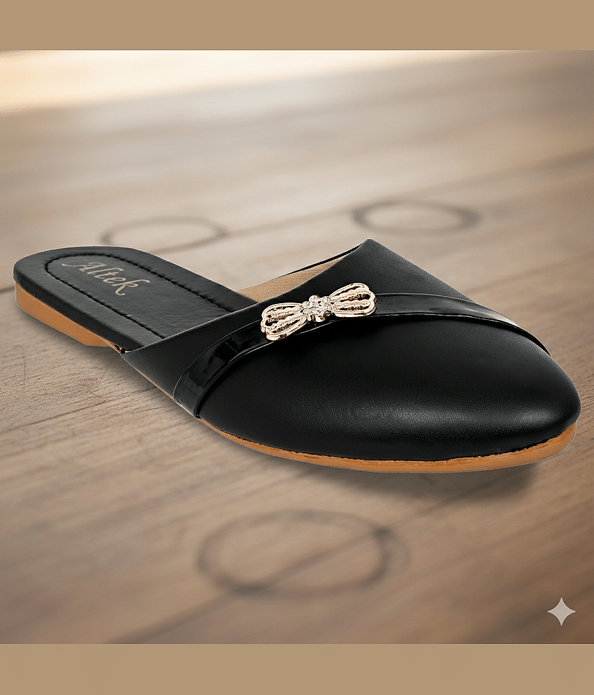 Altek 13125_Black Black Women's Juttis - Ethnic Shoes | Buy online on ZillyBuy