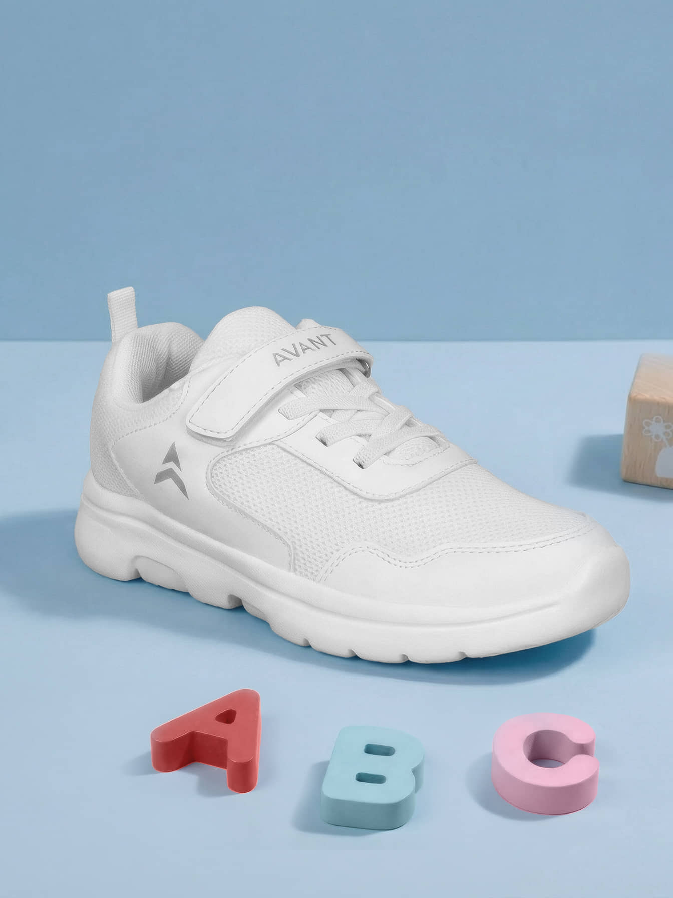 Avant ZoomPlay White Boy's School Shoes - Formal Shoes | Buy online on ZillyBuy