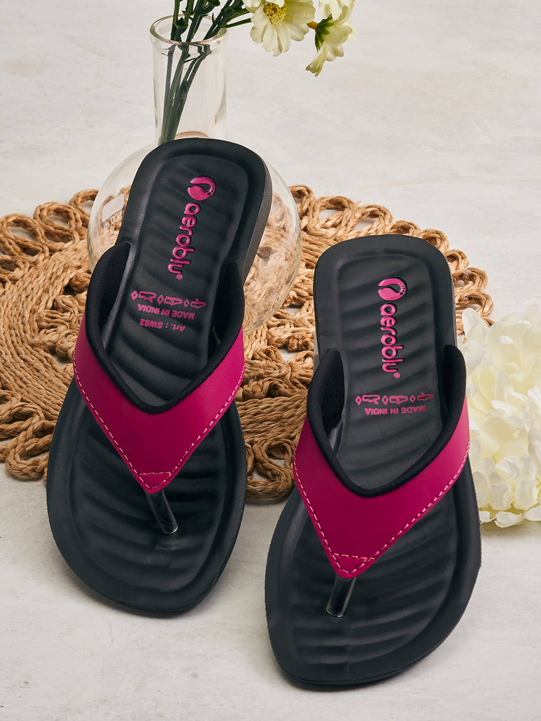 Aeroblu Footwear AESW82 Black Women's Open Toe Flats