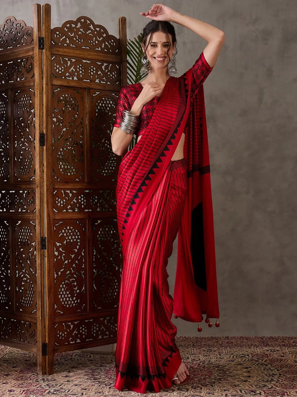 BLEESBURY Satin Printed Regular Saree With Unstitched Blouse Piece ( Red ) - Sarees | Buy online on ZillyBuy