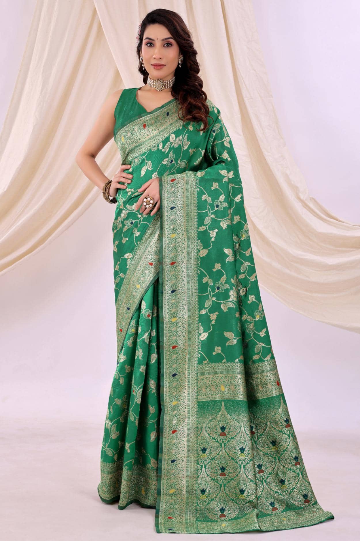Vkaran Silk Woven Paithani Sarees With Unstitched Blouse Piece ( Lime Green ) - Sarees | Buy online on ZillyBuy