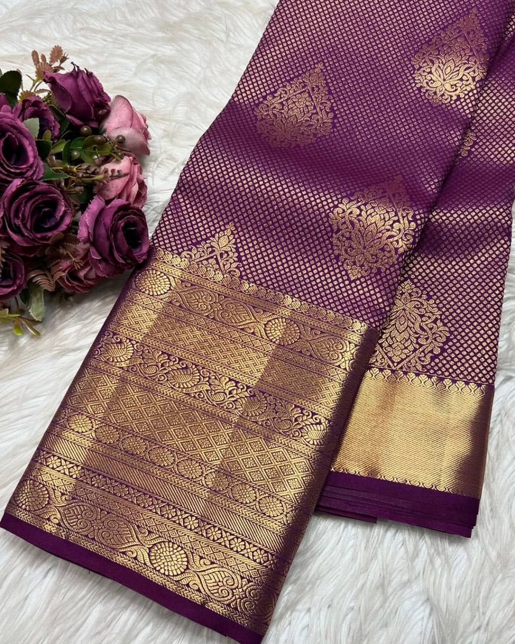 fab woven Art Silk Woven Design Banarasi saree With Unstitched Blouse Piece ( Wine ) - Sarees | Buy online on ZillyBuy