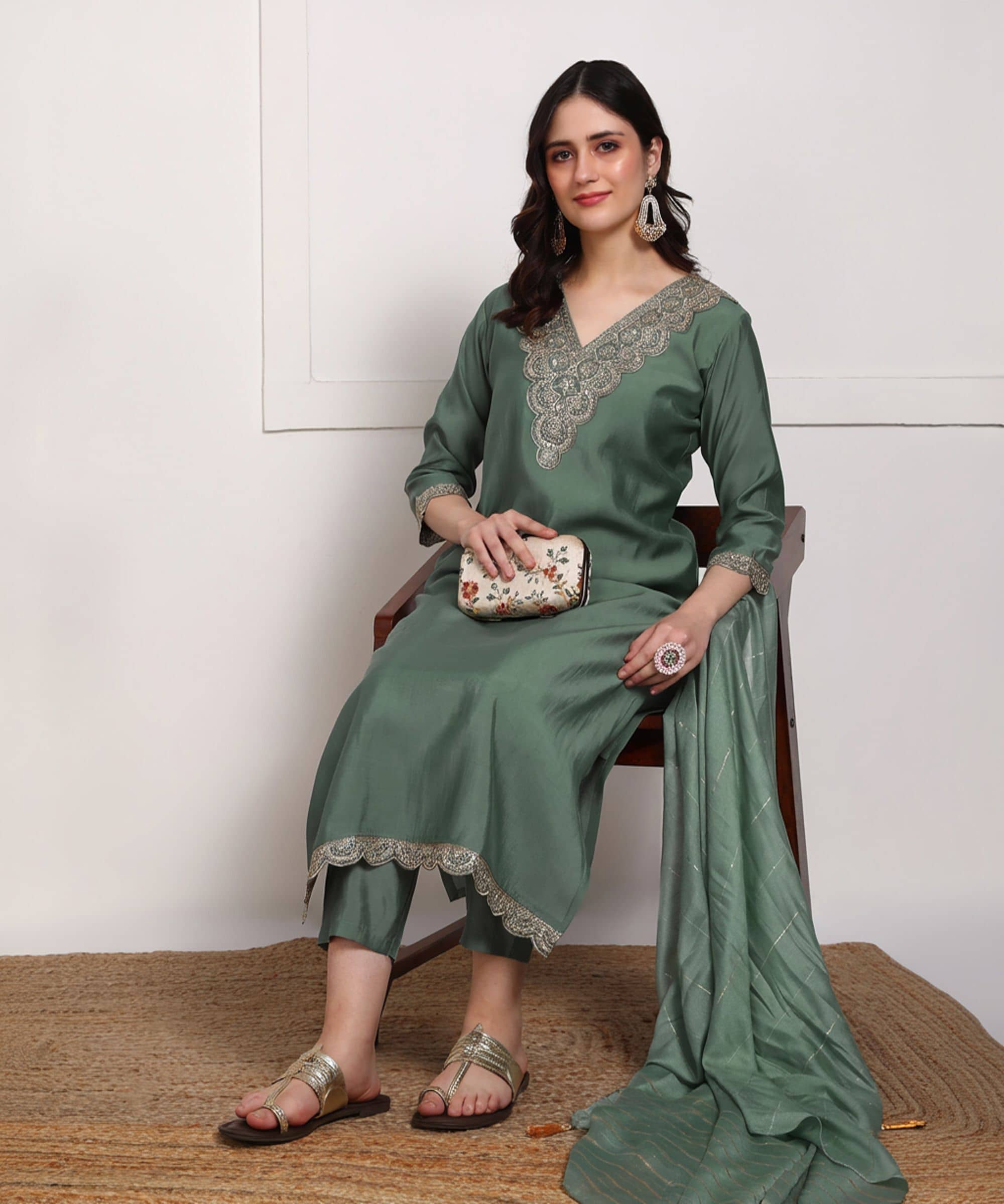 RAS RANI Women Silk Embroidered Straight Kurti With Pants ( Light Green )