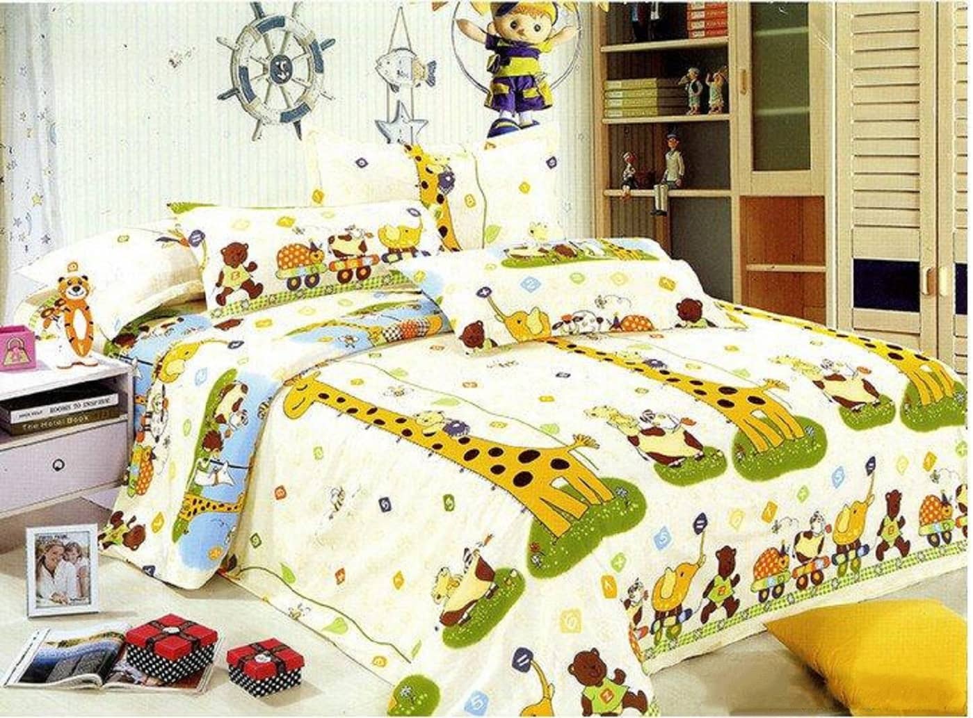 N G PRODUCTS Cream Glace Cotton 1 Double Bedsheet with 2 Pillow Covers ( 223 cm x 223 cm )