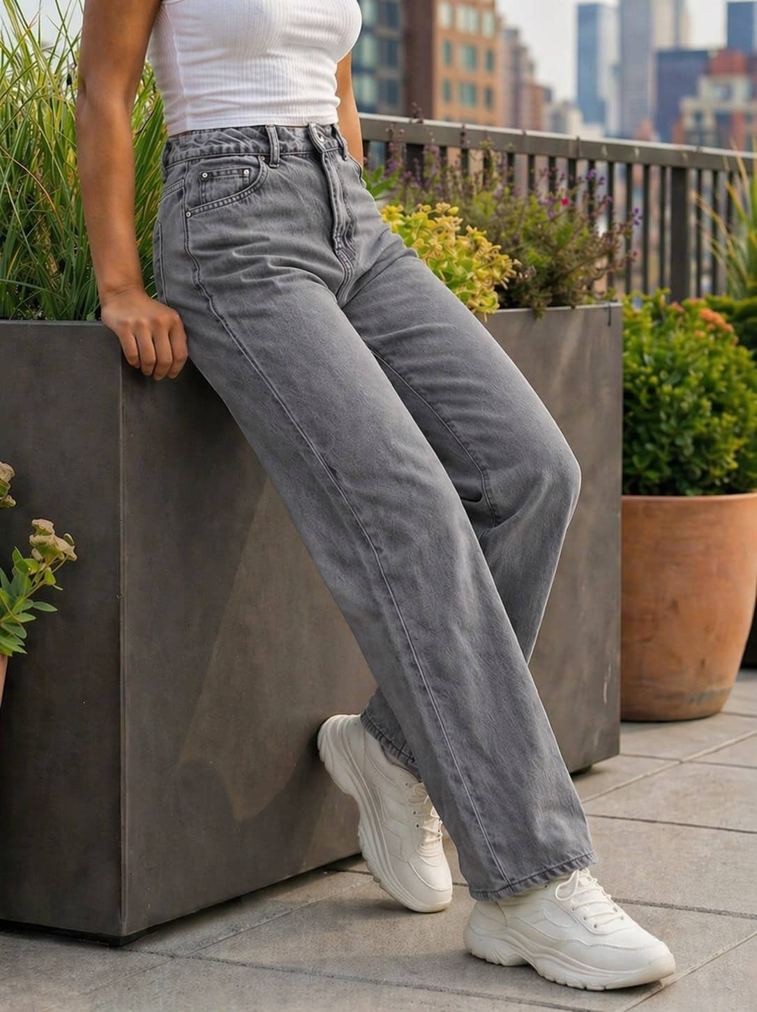 Kashian Women's Boyfriend Fit High-Rise Jeans ( Black ) - Jeans | Buy online on ZillyBuy