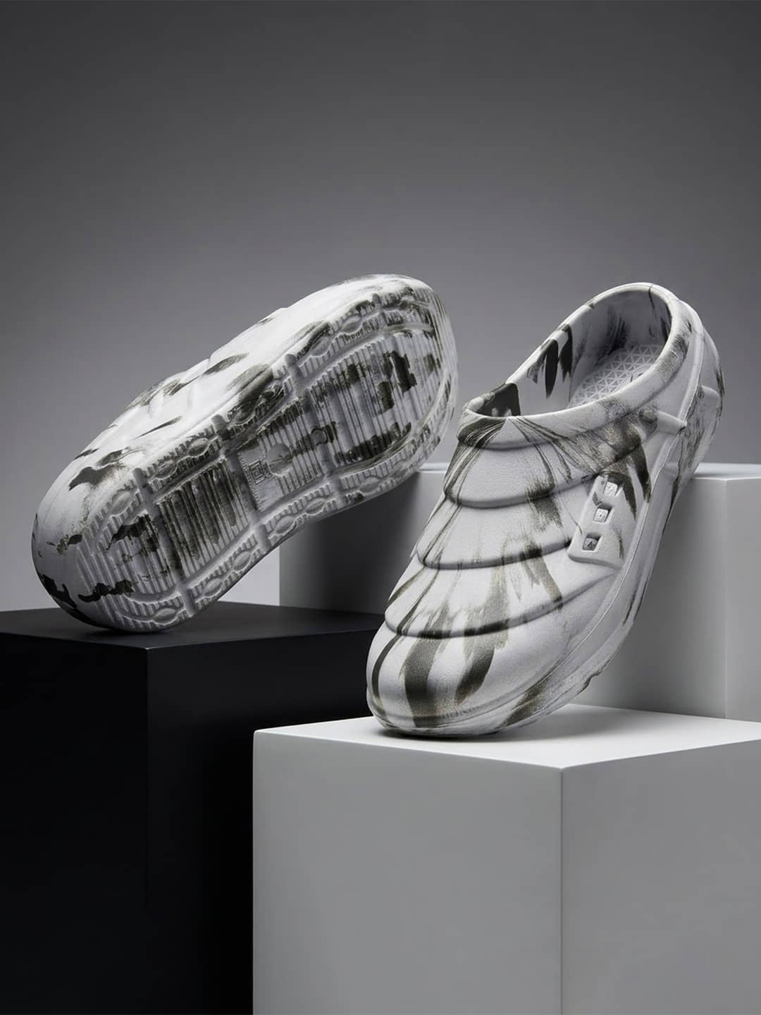koburg - Grey Men's Clogs