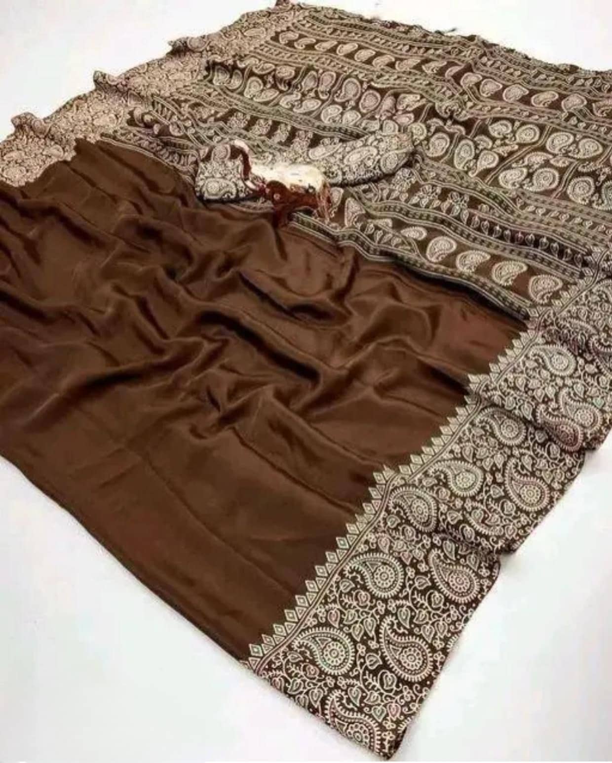JIHANA FAB Georgette Printed Banarasi saree With Unstitched Blouse Piece ( Multicolor ) - Sarees | Buy online on ZillyBuy