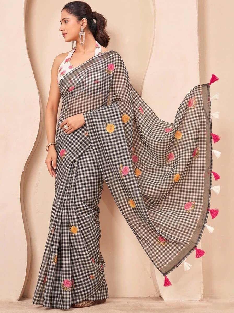 SHRIMORI Cotton Checked Regular Saree With Unstitched Blouse Piece ( Black ) - Sarees | Buy online on ZillyBuy