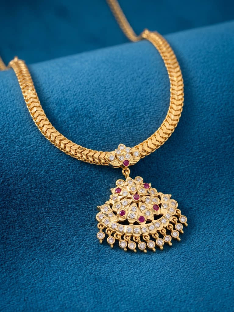 ROFARWORD Gold Brass Necklace Set ( Pack of 1 )