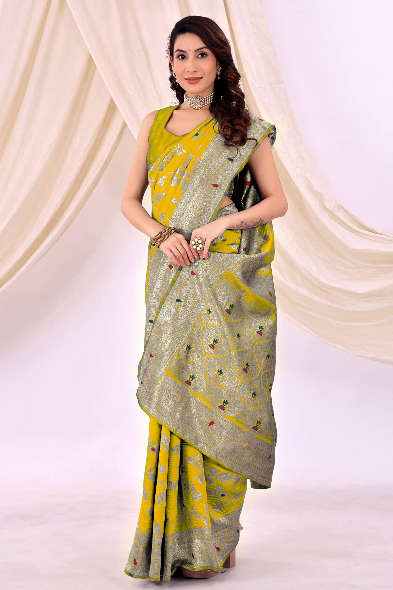 Vkaran Silk Woven Paithani Sarees With Unstitched Blouse Piece ( Yellow ) - Sarees | Buy online on ZillyBuy