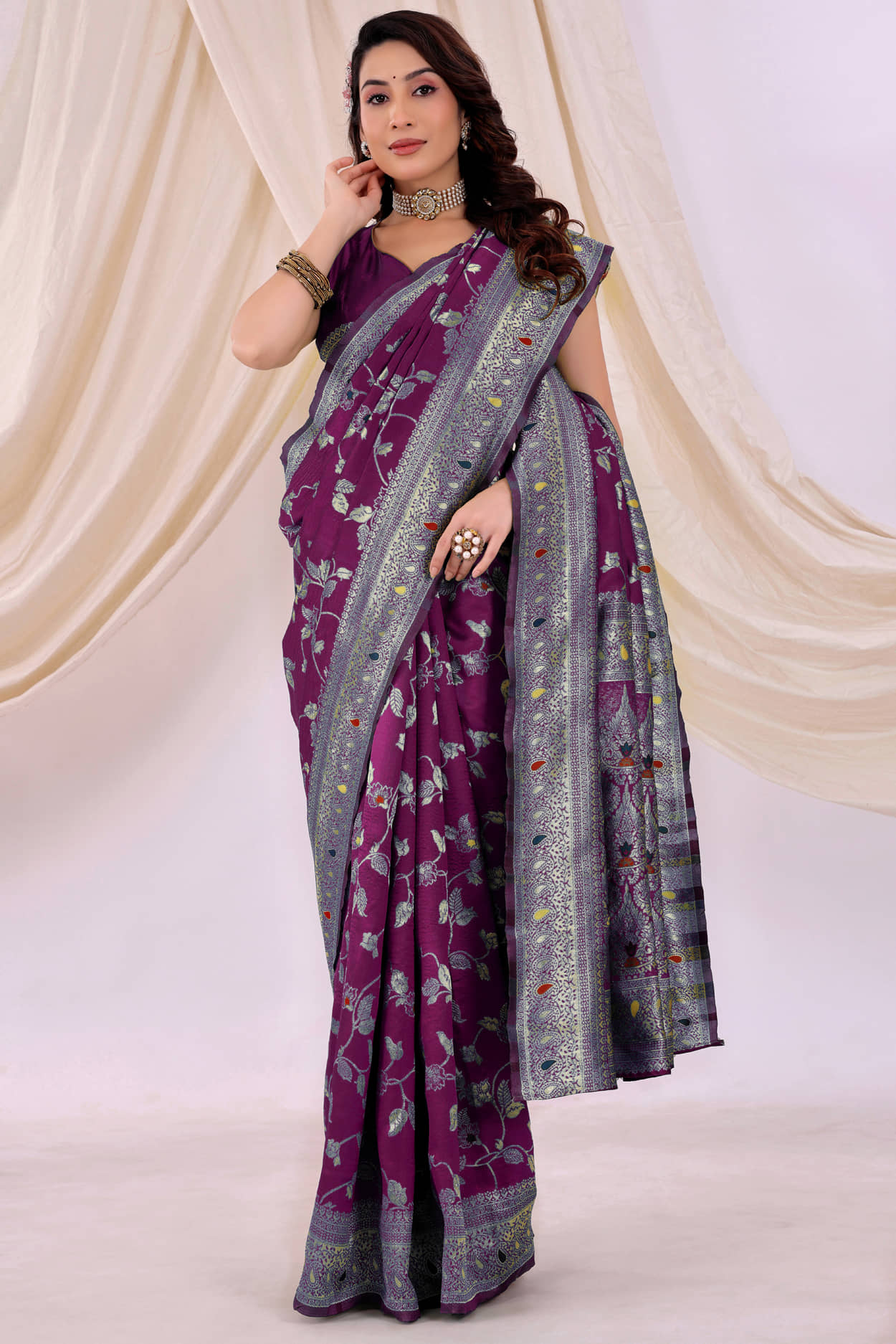 Vkaran Silk Woven Paithani Sarees With Unstitched Blouse Piece ( Magenta ) - Sarees | Buy online on ZillyBuy
